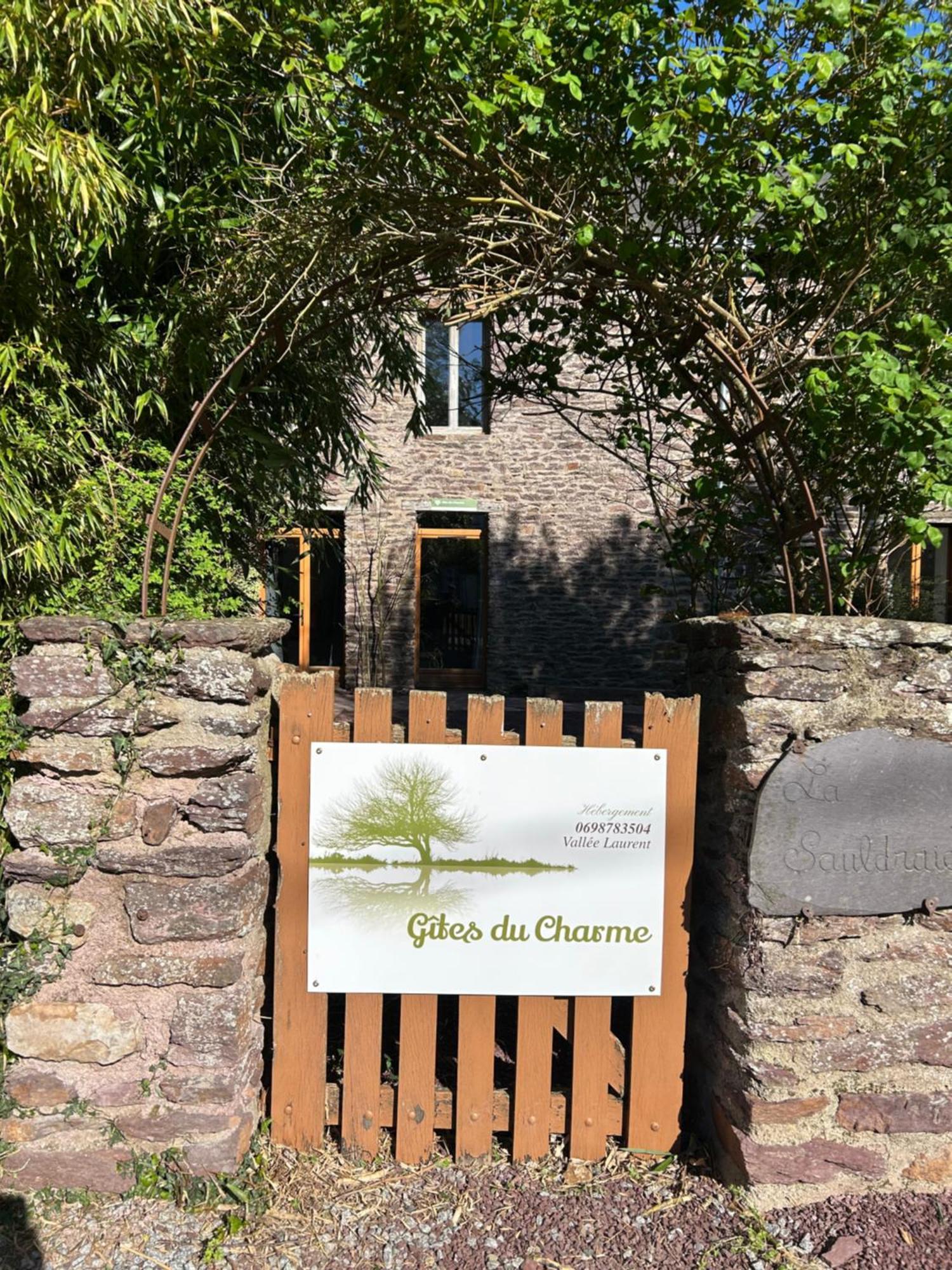 Du Charme Hébergement de vacances *